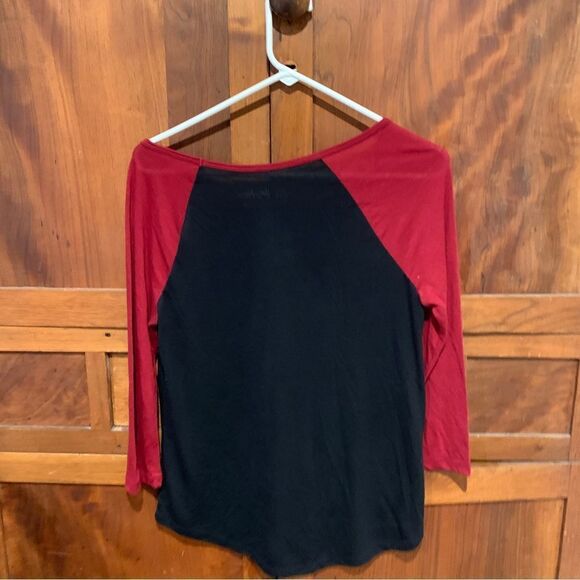 Harry Potter raglan style T-shirt 3/4 sleeve size junior medium - Picture 8 of 9